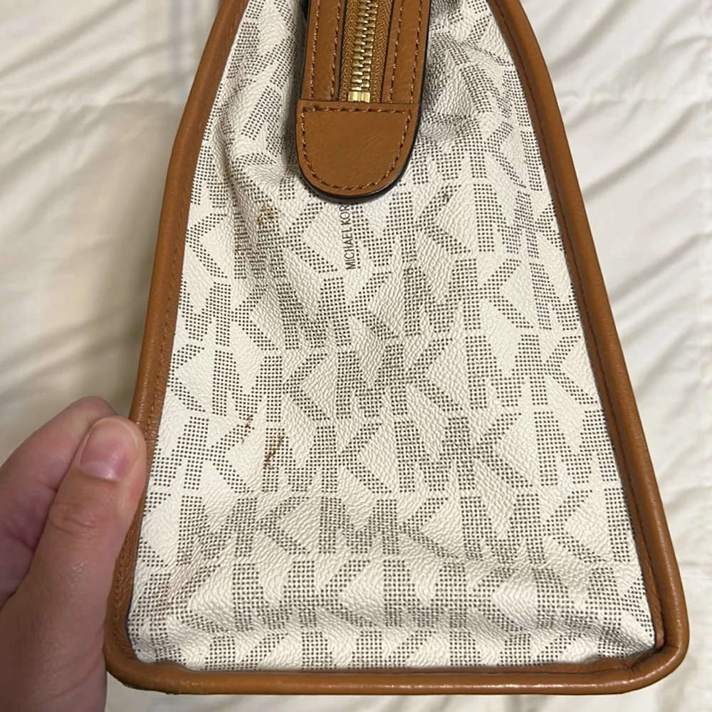 ๐ฅ LOWEST PRICE (small stain & imperfection) - Picture 6 of 15